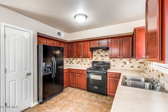 Building Photo - 2628 Michael Chang Pl