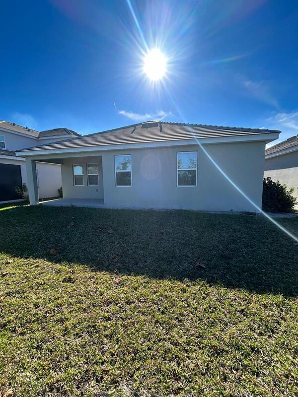 Building Photo - 11440 Satire St