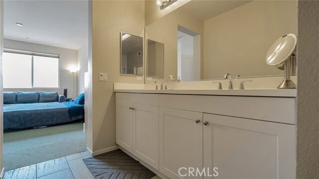 Building Photo - 13021 Central Ave