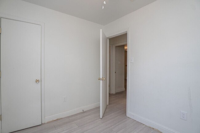 Building Photo - 3 bedroom house in quiet West Little Rock ...