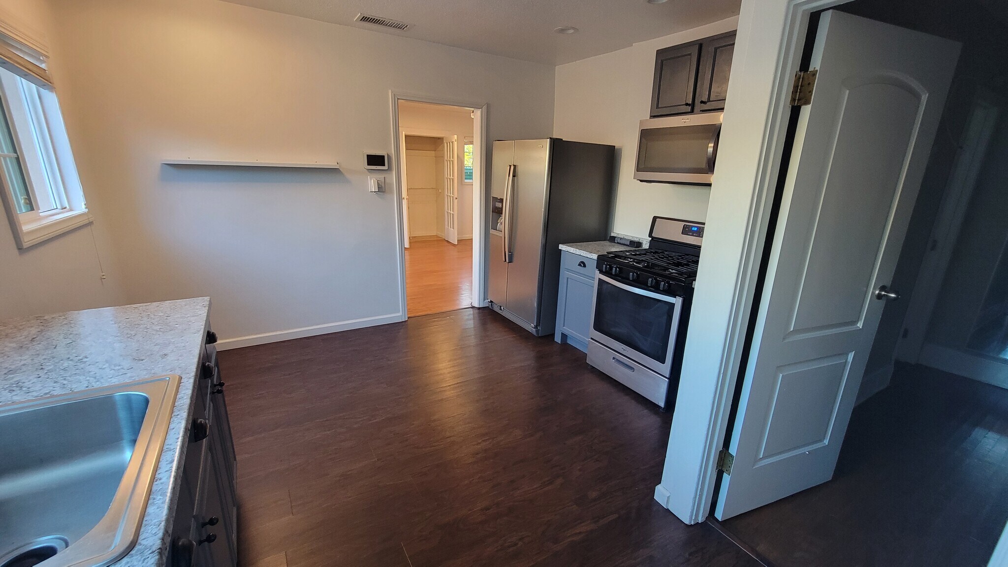 Building Photo - 1243 N Alexandria Ave