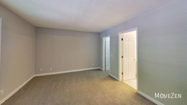 Building Photo - 1221 Westview Ln