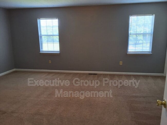 Building Photo - 716 Rogersville Rd