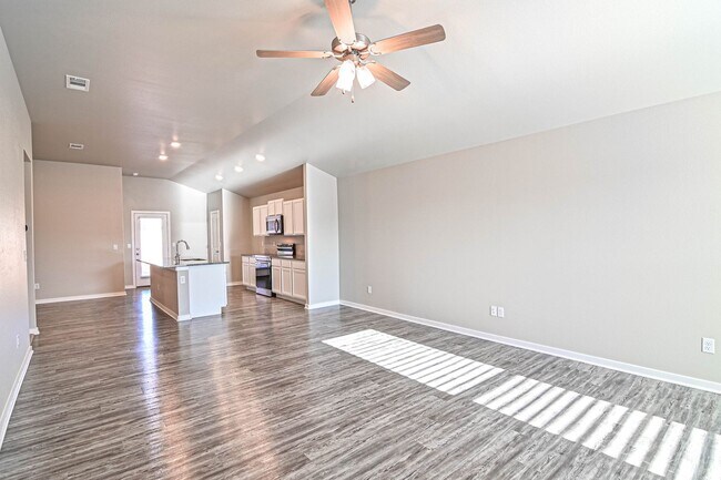 Building Photo - 6712 Rio Bravo St