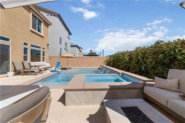 Building Photo - 9758 Hawk Crest St