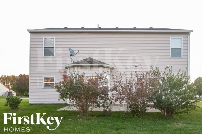 Building Photo - 1170 Highland Lake Way