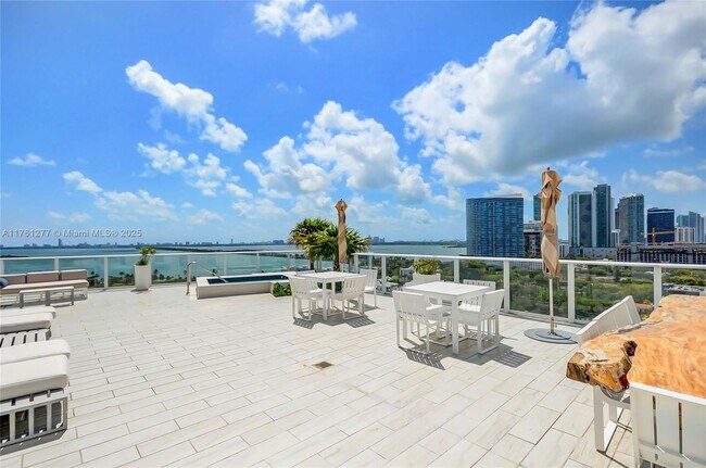 Building Photo - 4250 Biscayne Blvd