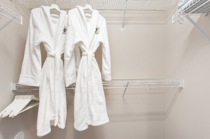 Building Photo - 3958 Brendham Dr