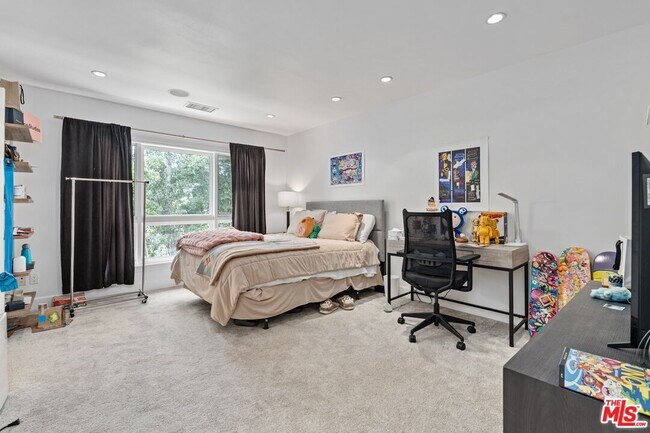 Building Photo - 1862 Kimberly Ln