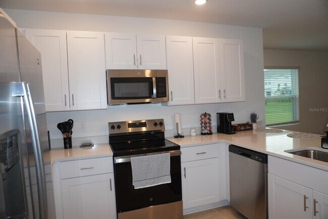 Building Photo - 5766 Le Marin Wy