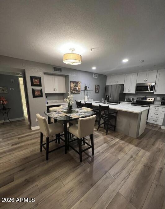 Building Photo - 7777 E Main St