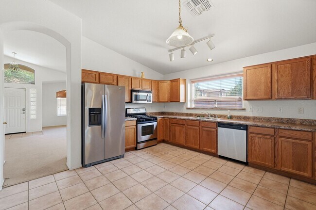 Building Photo - Single level home in Norterra on corner lot
