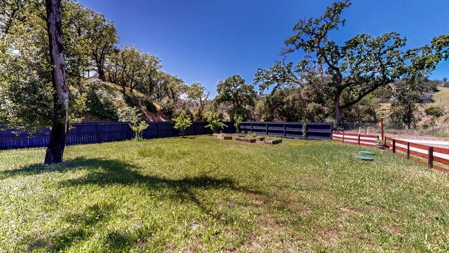 Building Photo - 5326 Briggs Ranch Rd