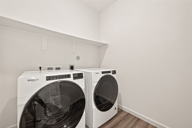 Building Photo - 1077 Lacebark Pne Ln