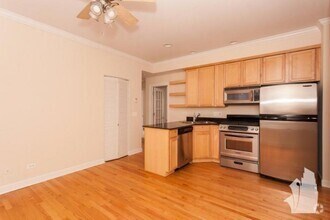 Building Photo - 1 bedroom in Chicago IL 60657