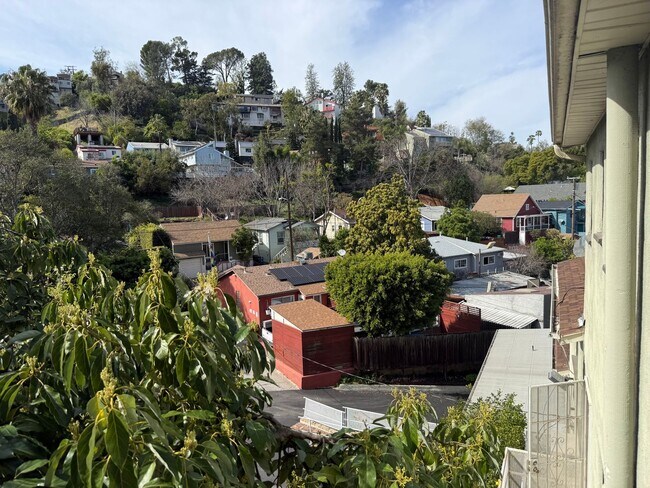 Building Photo - 2564 Corralitas Dr