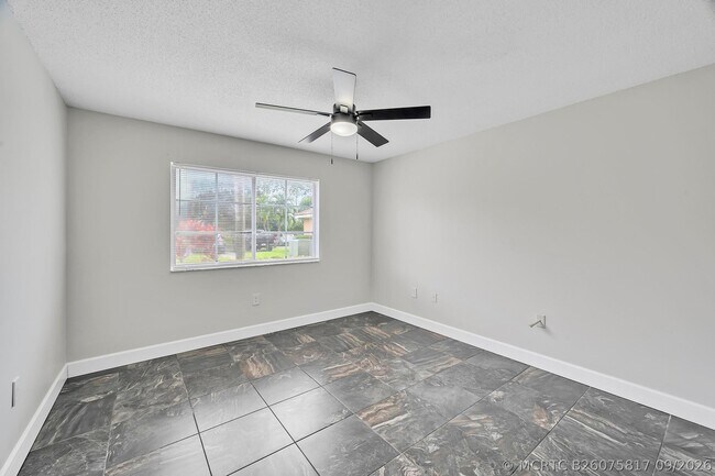 Building Photo - 3606 NW Adriatic Ln