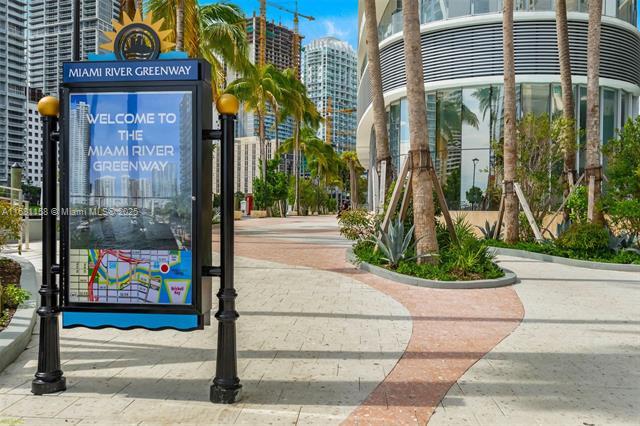 Building Photo - 300 Biscayne Boulevard Way