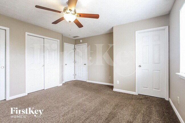 Building Photo - Single Family Home