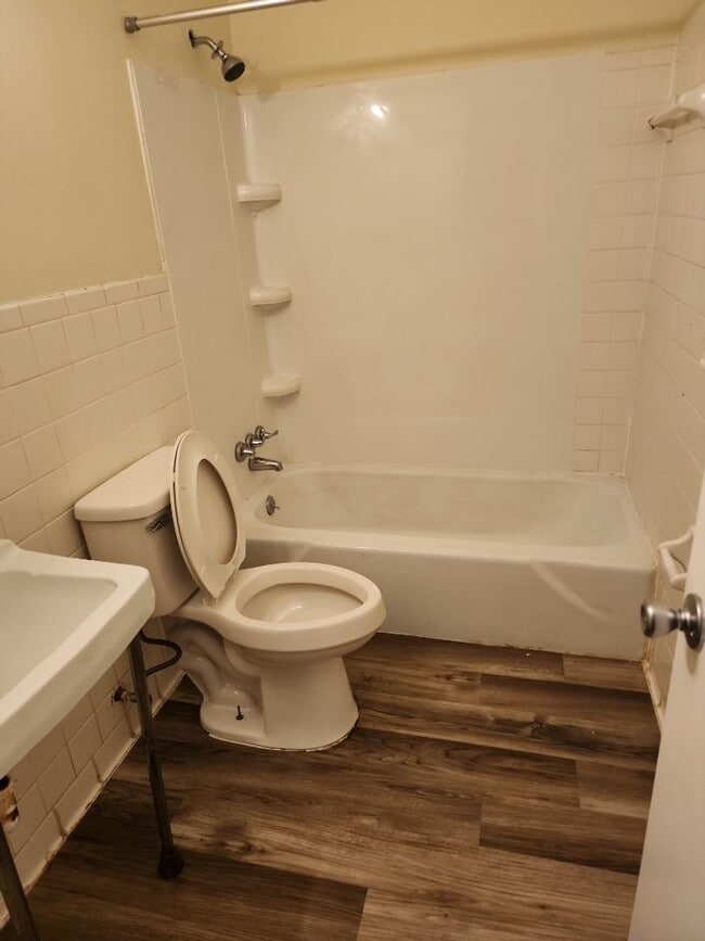 Building Photo - 1617 Jefferson St