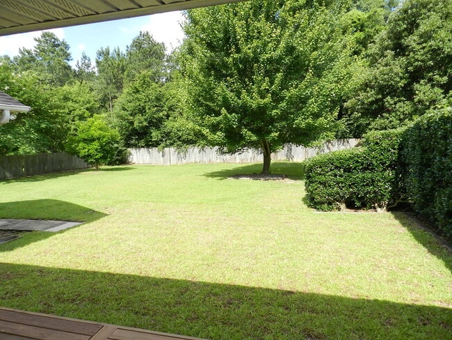 Building Photo - Spacious 4-Bedroom Home - Woodbine Springs