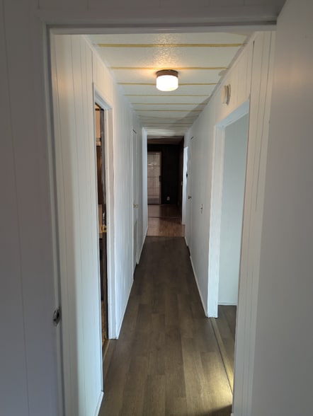 Building Photo - 10553 Waller Rd