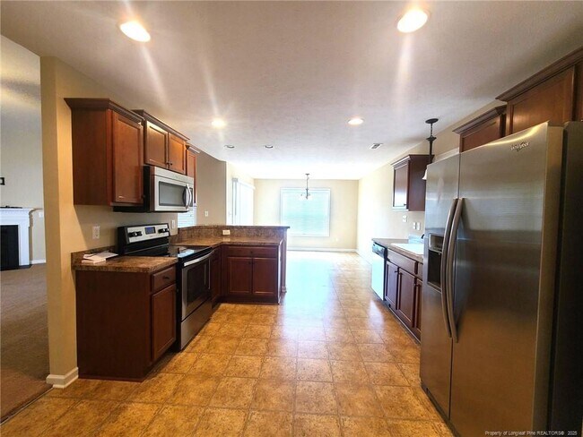 Building Photo - 265 Carolina Oaks Cir