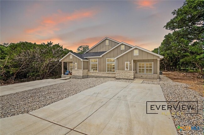 Building Photo - 192 Weatherby Dr