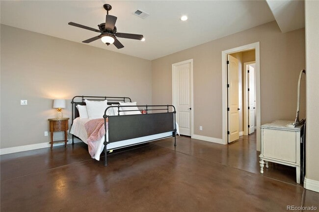 Building Photo - Long Realty & Property Management- Luxury 38 acre Estate