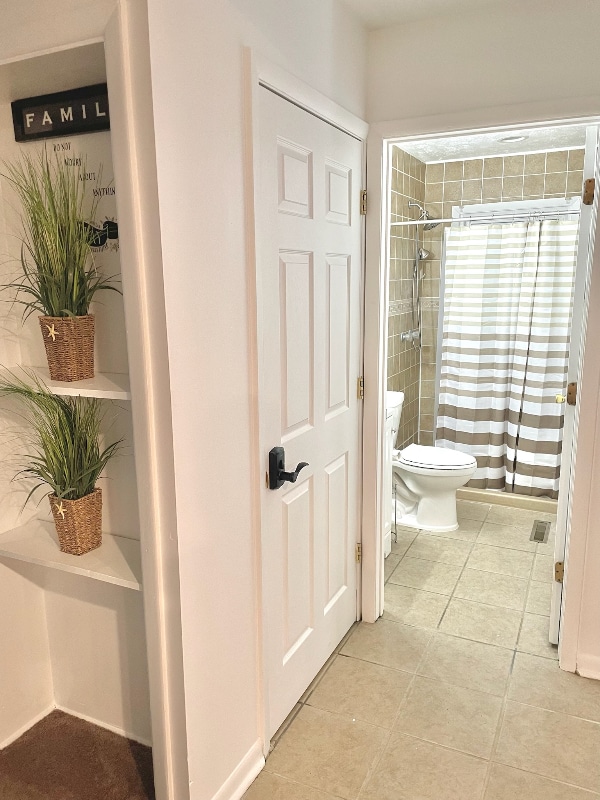 Building Photo - 1 N Chester Ave