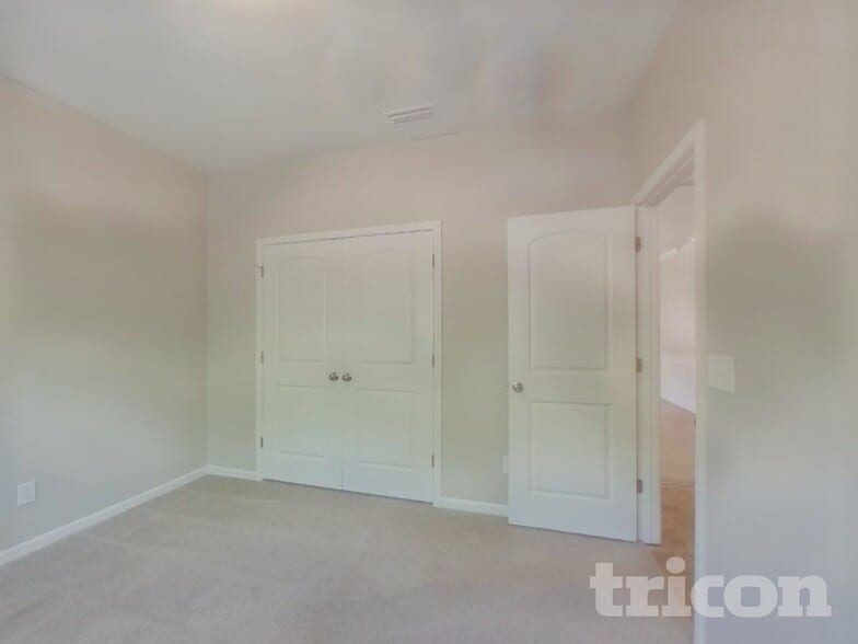 Building Photo - 2610 Andes Dr