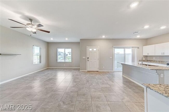 Building Photo - 534 Lassen Falls Ct