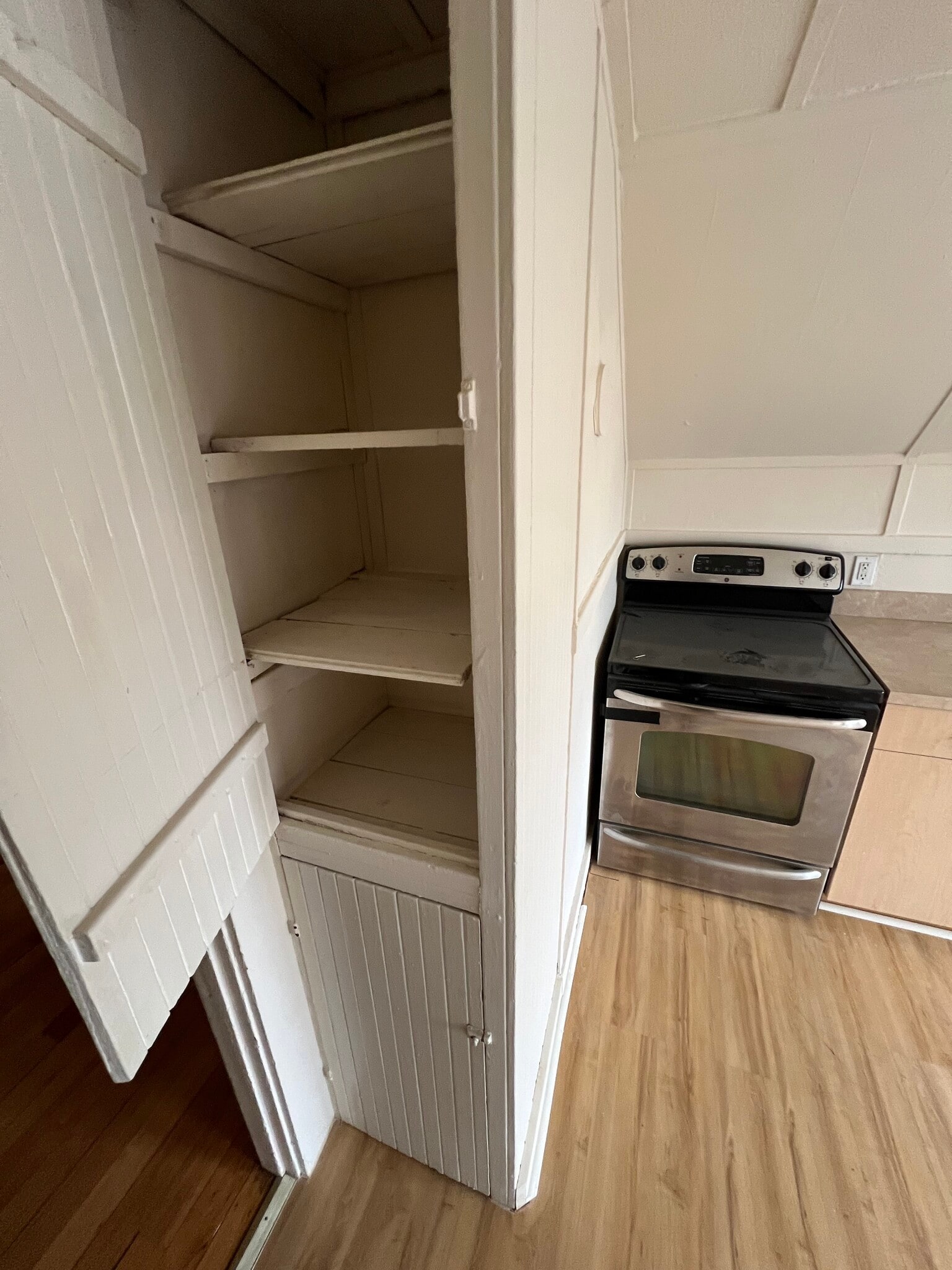 Building Photo - 75 1/2 Kinsley St