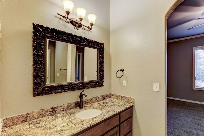 Building Photo - Luxury Living in Rosecreek – 4-Bedroom Home in Deer Creek Schools!