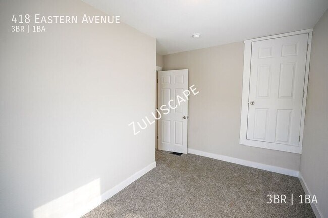 Building Photo - 418 Eastern Ave