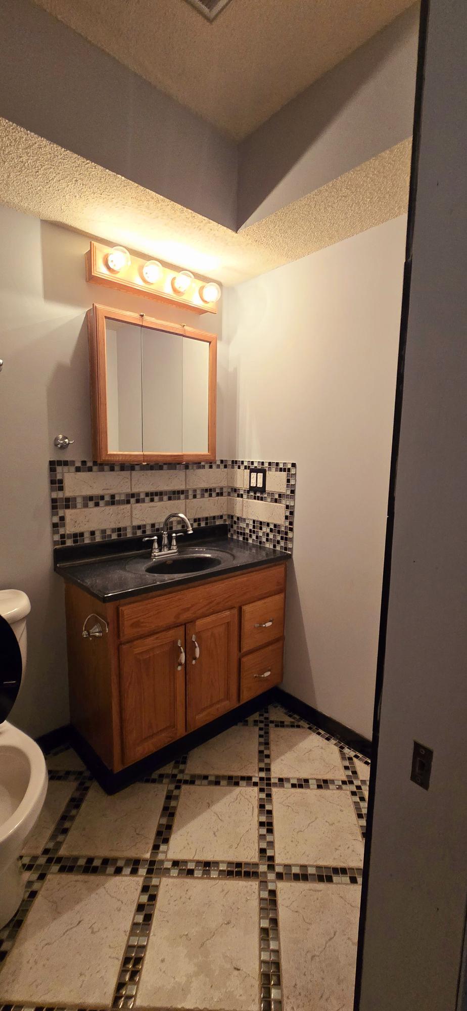 Building Photo - 4819 Middletowne St