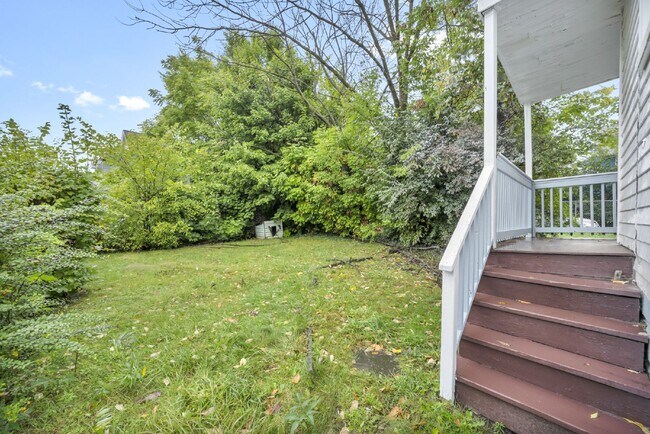Building Photo - Newly renovated 4 bedroom HALF OFF MAY RENT