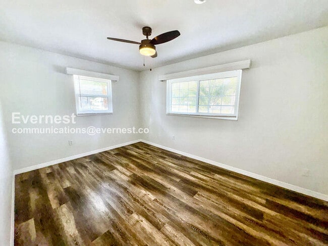 Building Photo - 3872 Buckeye Cir