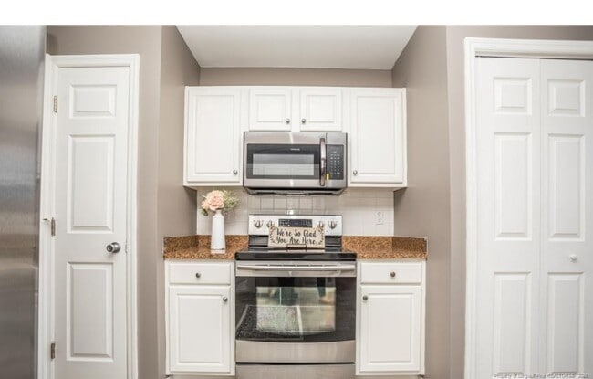 Building Photo - 2935 Highplains Dr
