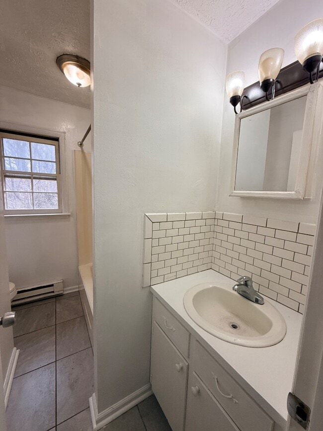 Building Photo - 183 Loch Ln