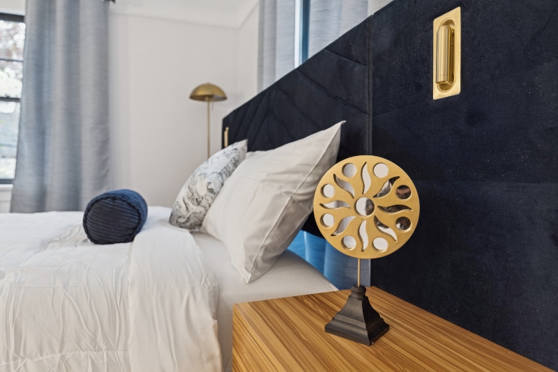 Building Photo - 1937 Foster Ave