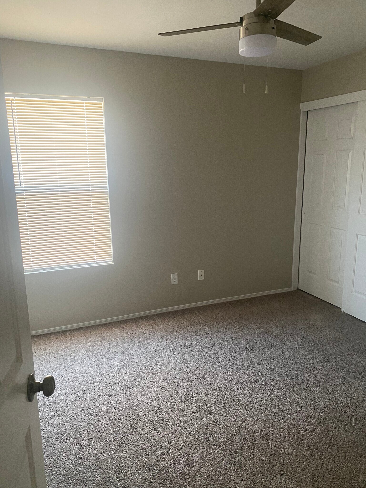 3rd bedroom - 7146 W Hunnington Dr