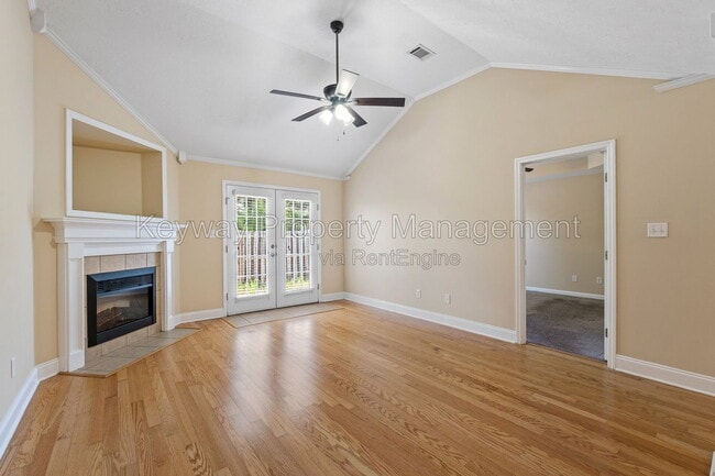 Building Photo - 815 Whispering Willow Ct
