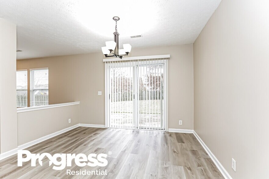 Building Photo - 1708 Stone Hollow Ct