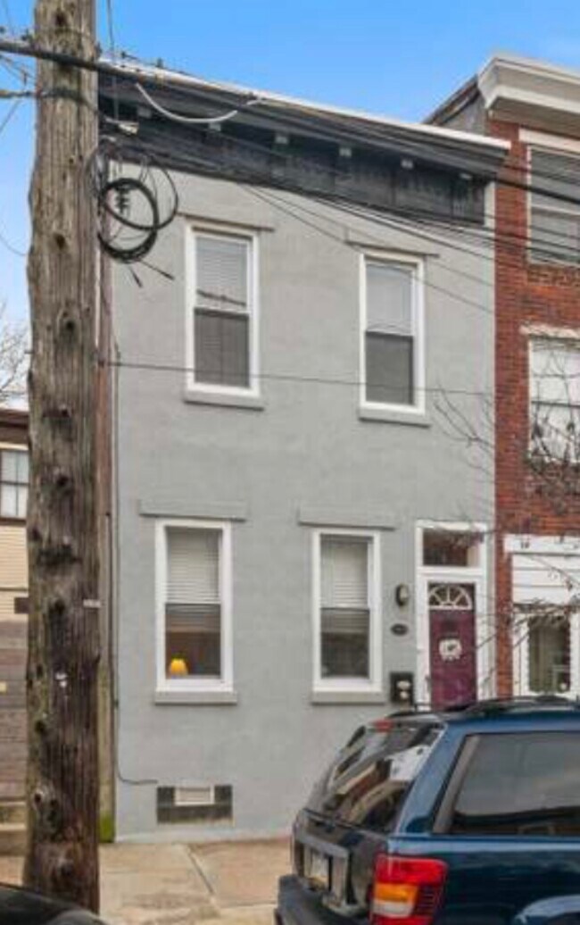 Building Photo - 2233 Memphis St