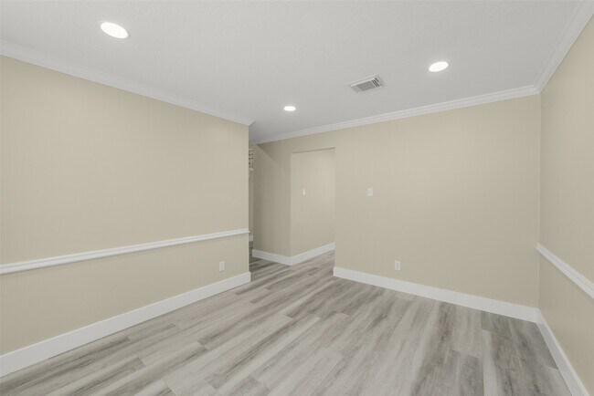 Building Photo - 4138 Club Valley Dr