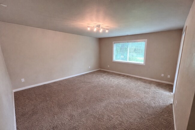 Building Photo - 13026 56th Ave S