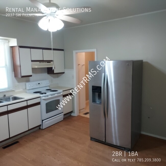 Building Photo - 2037 SW Fillmore- 2 BED/1 BATH