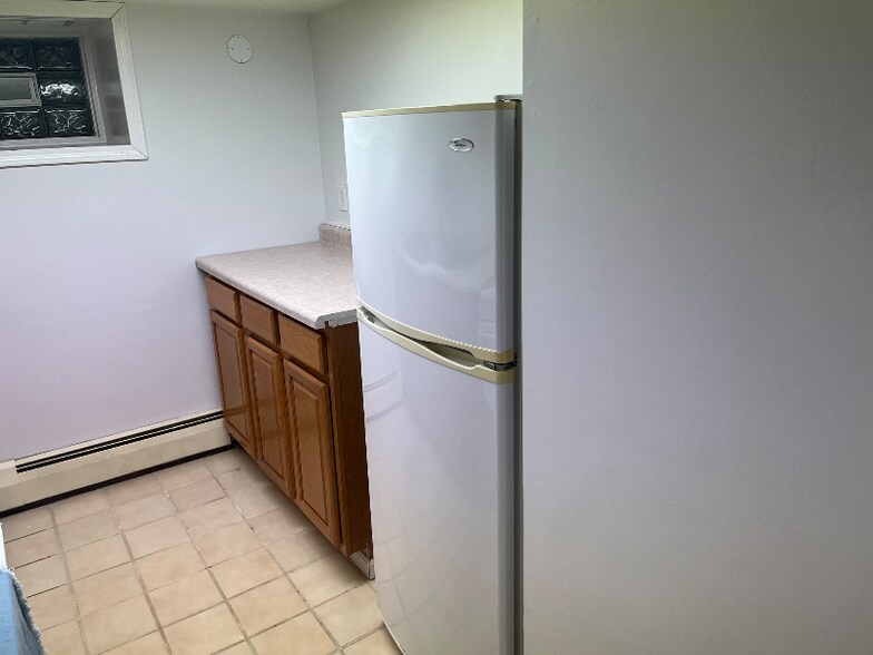 Building Photo - 1543 Bush St