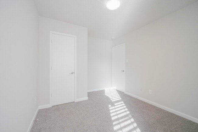 Building Photo - 2706 Star Peak Dr